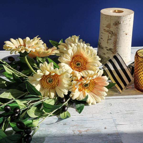 Stemmed | Yellow Gerbera Daisy 24" Set Of 24 Flowers Stemmed